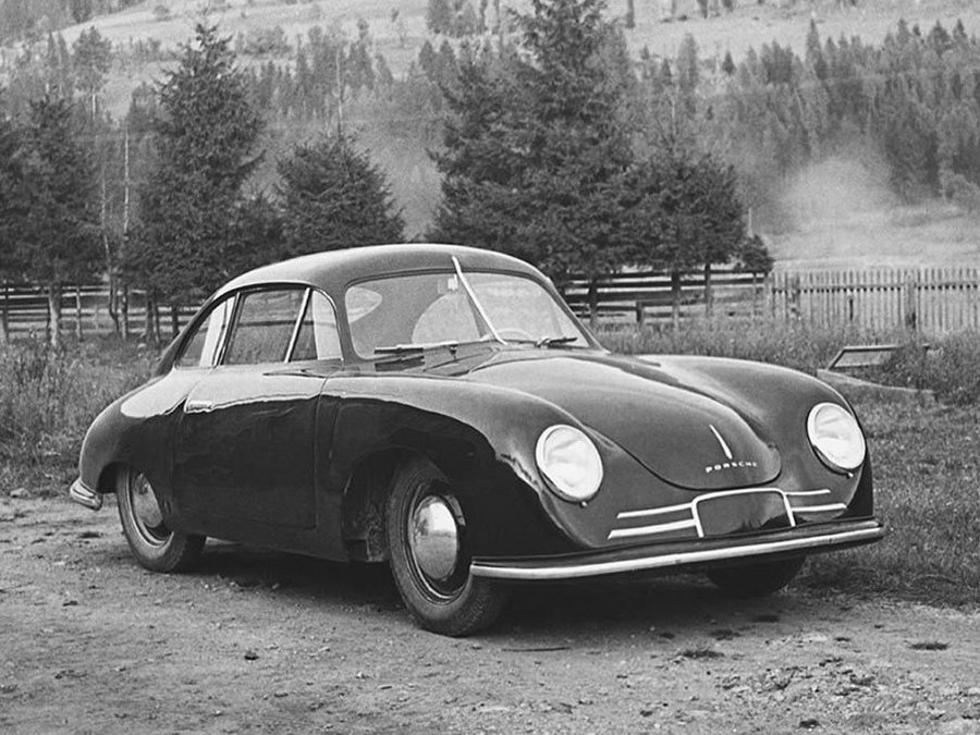 Porsche 356 Gmund Coupe (1949-1951), выпускавшийся в австрийском городе Гмюнд 
